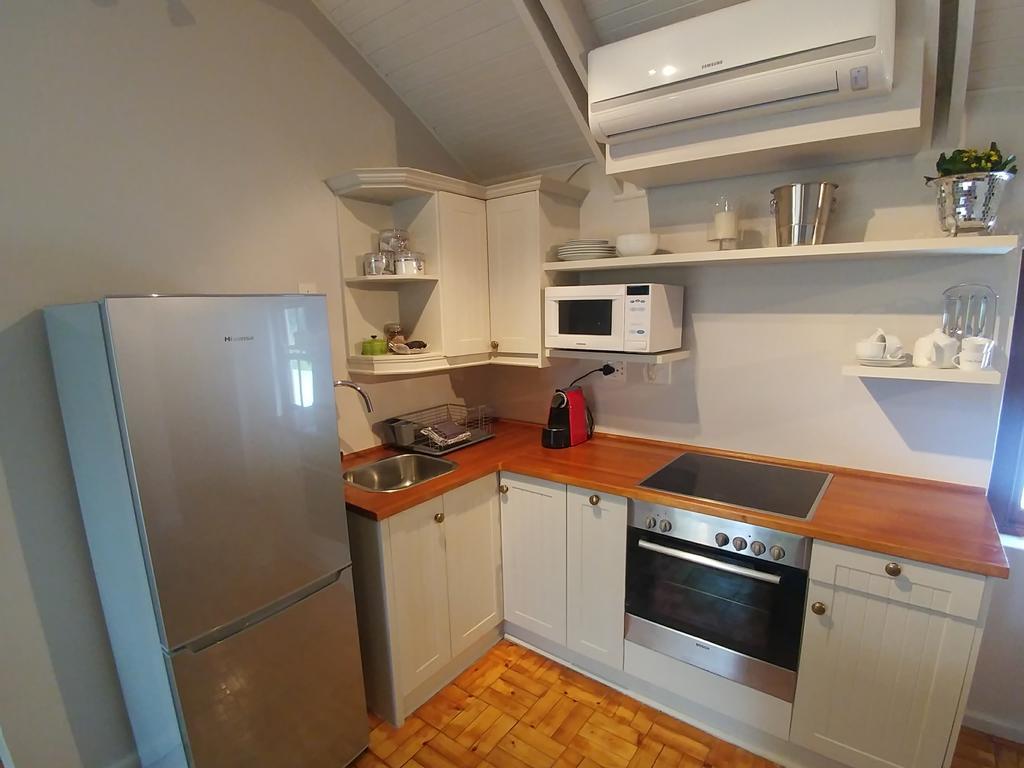 סטלנבוש Aan De Vliet Guest House מראה חיצוני תמונה